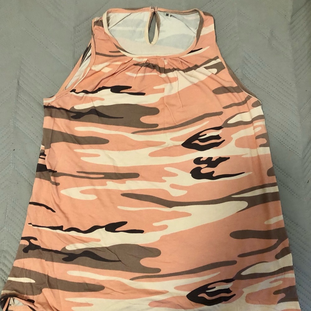 Pink camo tank top